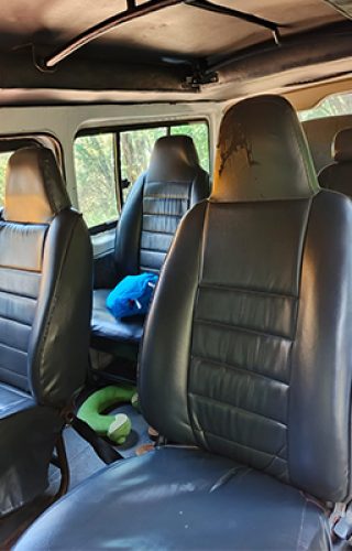 Safari Van 2.jpeg Safari Van 2.jpeg