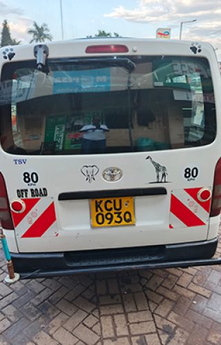 Safari Van 3.jpeg Safari Van 3.jpeg